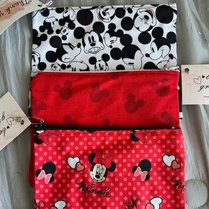 New Hand Crafted Set of 3 Mickey Minnie Zipper Bags